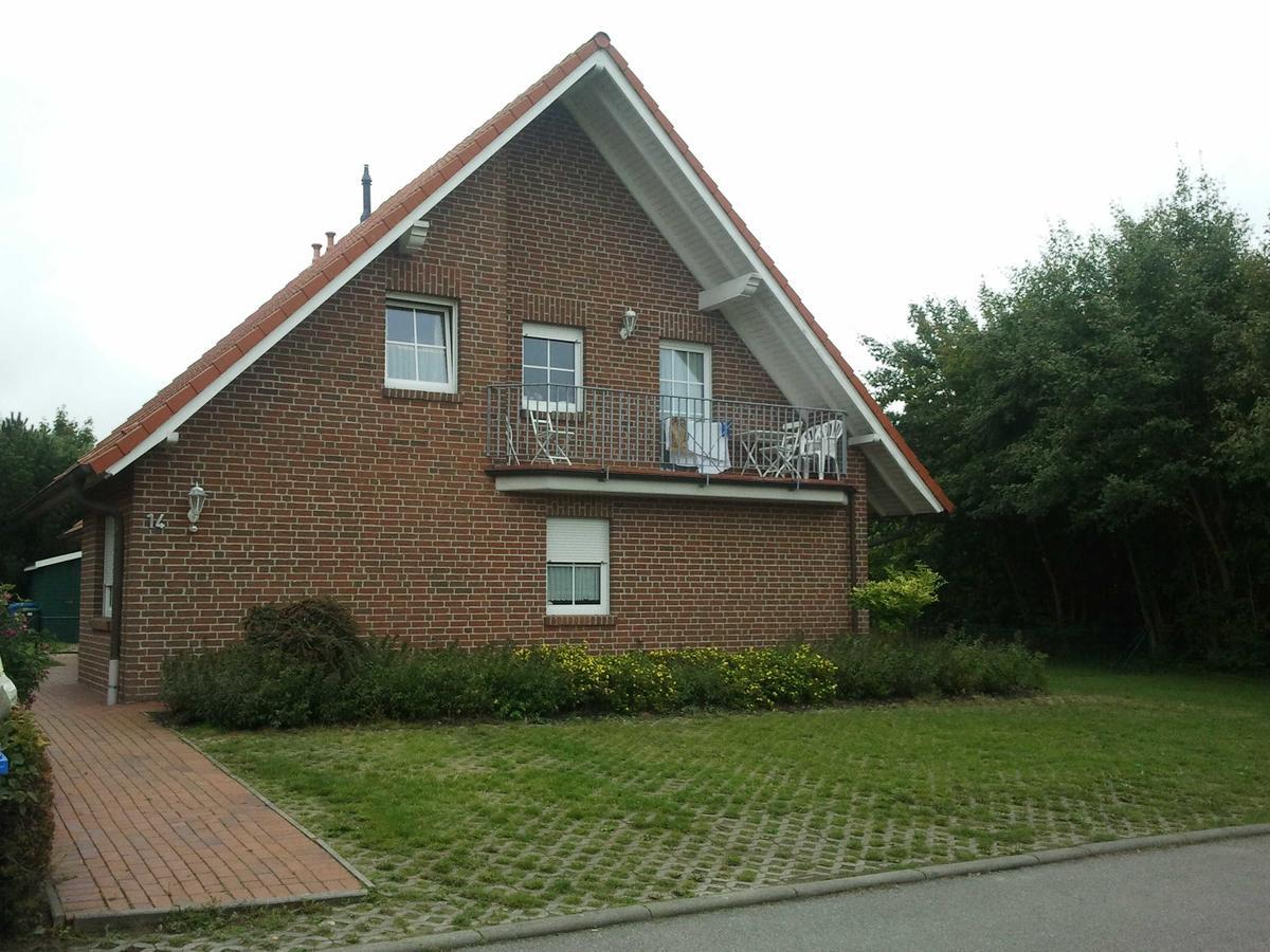 Appartmenthaus Am Bodden Wiek auf Rügen Esterno foto