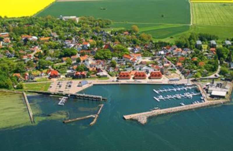 Appartmenthaus Am Bodden Wiek auf Rügen Esterno foto