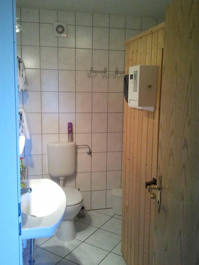 Appartmenthaus Am Bodden Wiek auf Rügen Esterno foto